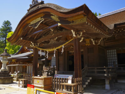 武田神社御朱印完全マニュアル!全3種の種類・受付時間・境内見どころ